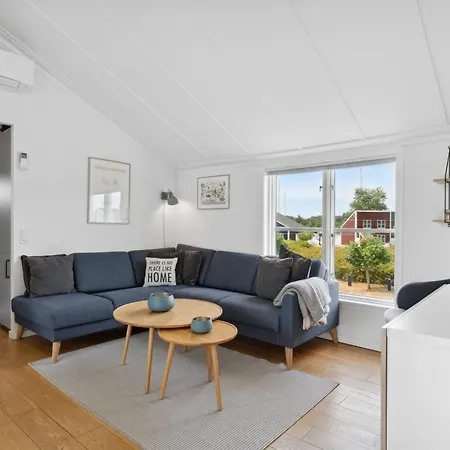 Apartment Sebiorn - 5m From The Sea In Djursland And Mols By Interhome